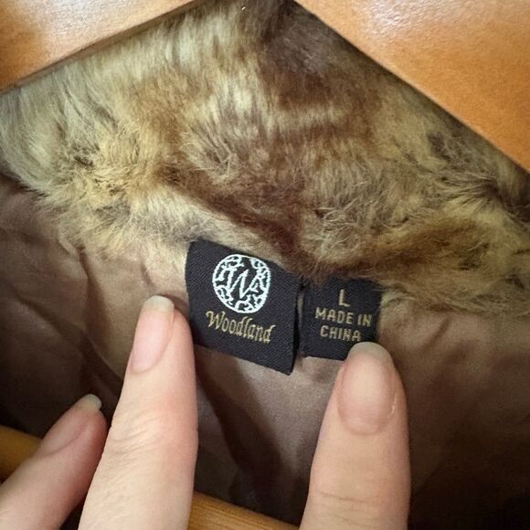 WOODLAND faux fur cashmere acrylic vest chic fall winter sz L women’s brown tan - Picture 12 of 13
